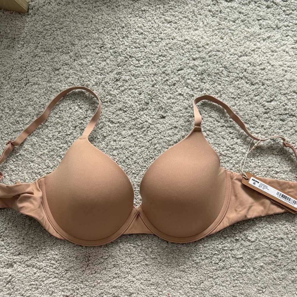 SKIMS - T shirt Demi bra - tan - 34C